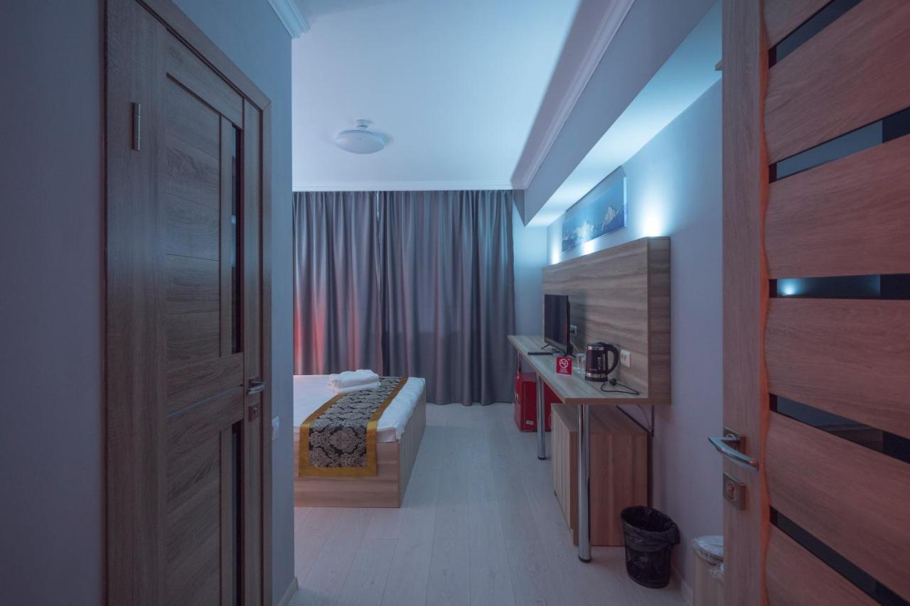 Asia Hotel Ałma Ata Zewnętrze zdjęcie