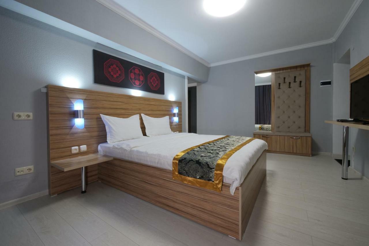 Asia Hotel Ałma Ata Zewnętrze zdjęcie